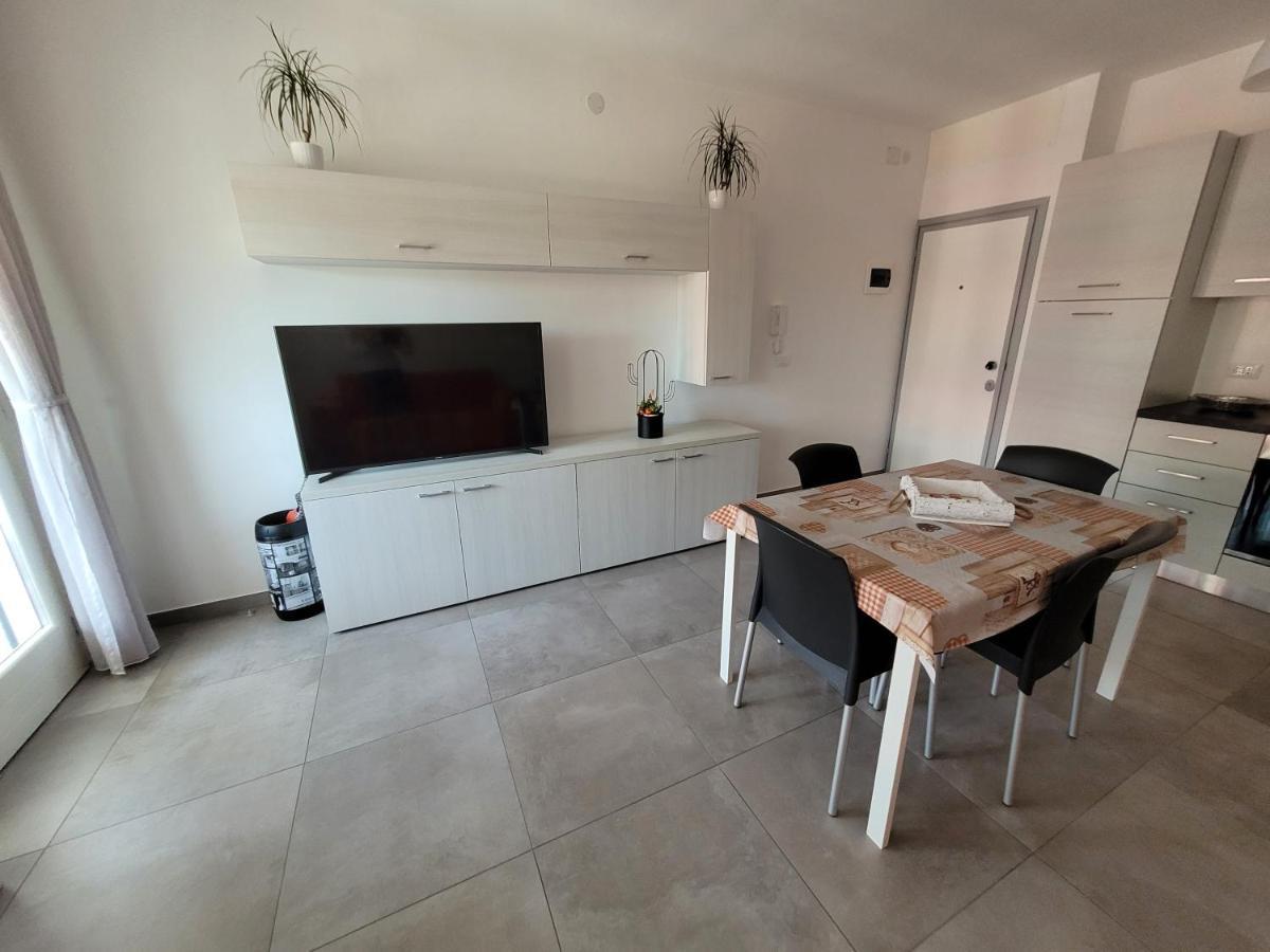 Rosato Mum Apartamento Lignano Sabbiadoro Exterior foto